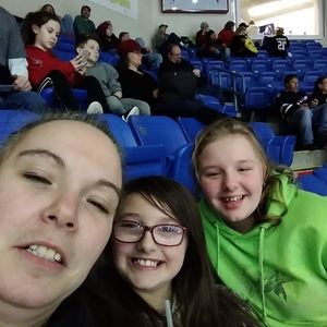 Meet your Posher, Gloria